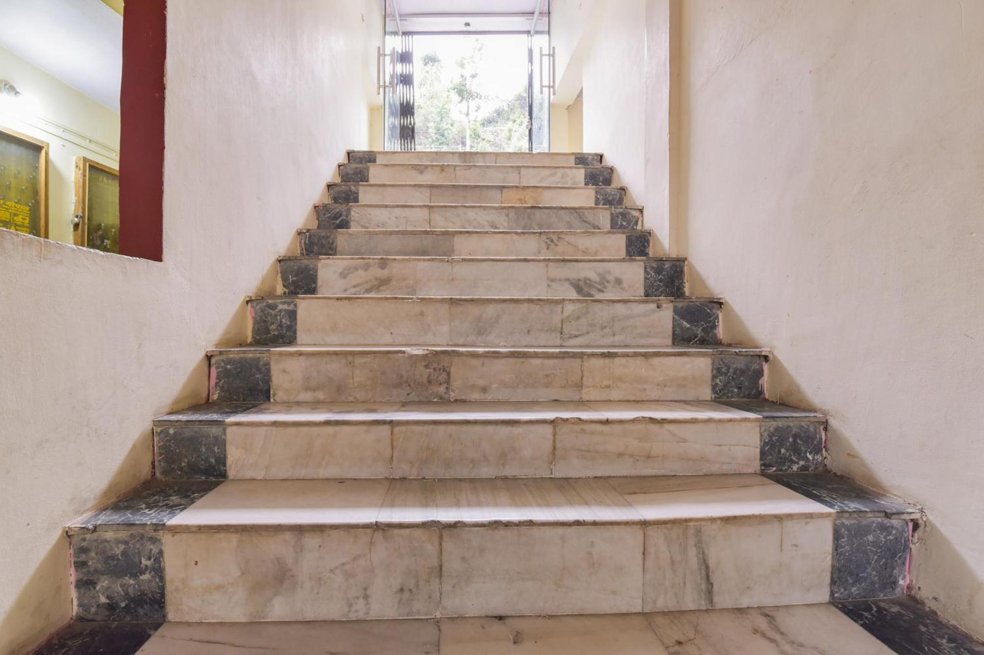 Hotel O Jk Laxmi Karnaprayag Bagian luar foto